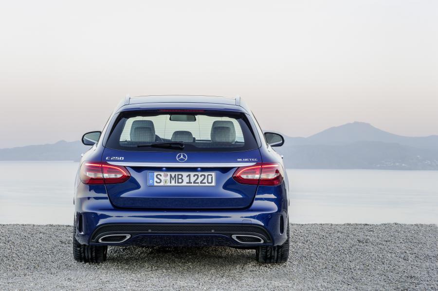  Mercedes-Benz C250 AMG Line Estate 2014 года  (фото 2 из 35)